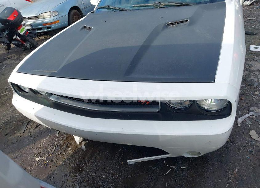 Photo 6 of 2012 Dodge Challenger (VIN 2C3CDYBTXCH127897)