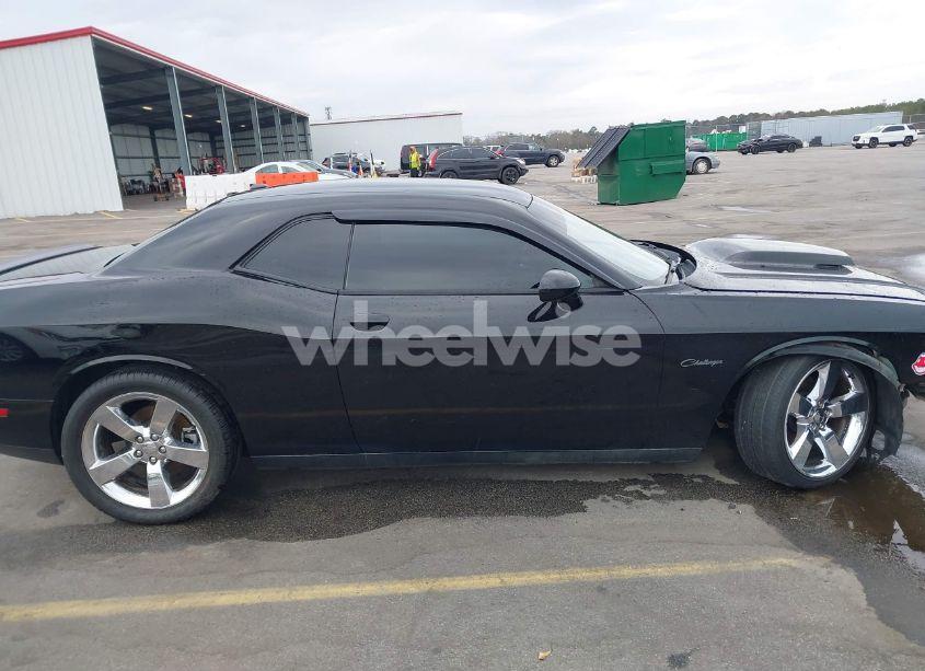 Photo 13 of 2013 Dodge Challenger R/T (VIN 2C3CDYBTXDH535785)
