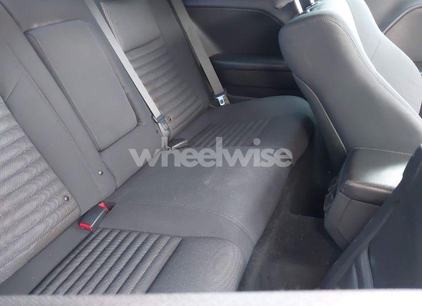Photo 8 of 2013 Dodge Challenger R/T (VIN 2C3CDYBTXDH535785)