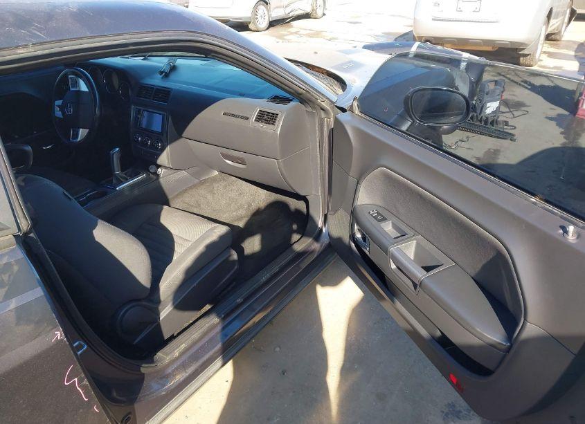 Photo 5 of 2013 Dodge Challenger R/T (VIN 2C3CDYBTXDH593590)