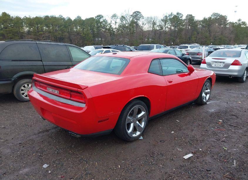 Photo 4 of 2014 Dodge Challenger R/T (VIN 2C3CDYBTXEH115526)