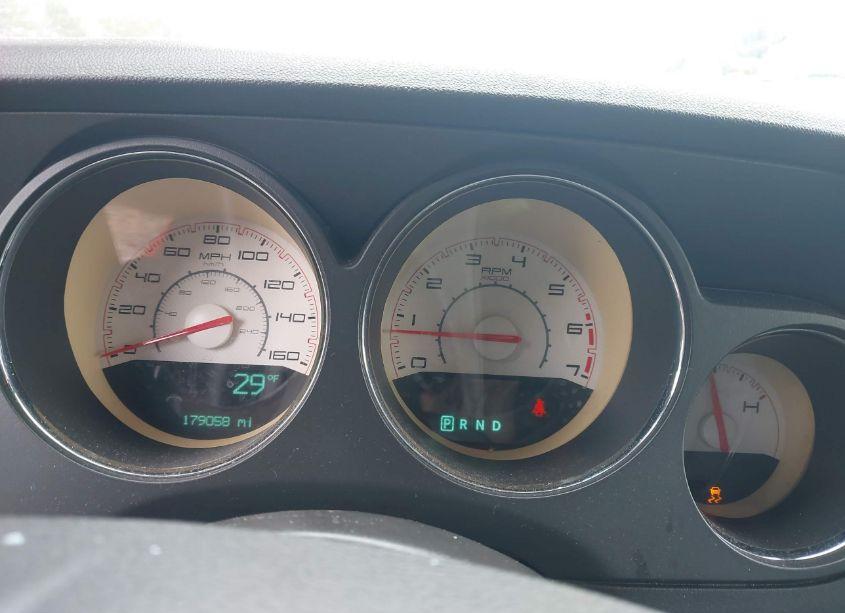 Photo 7 of 2014 Dodge Challenger R/T (VIN 2C3CDYBTXEH115526)