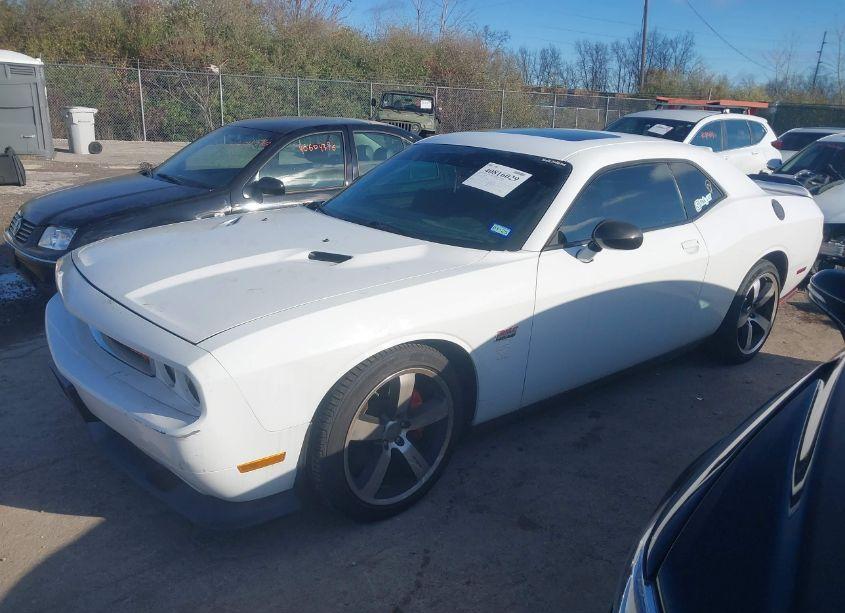 Photo 2 of 2012 Dodge Challenger SRT8 392 (VIN 2C3CDYCJ0CH174918)