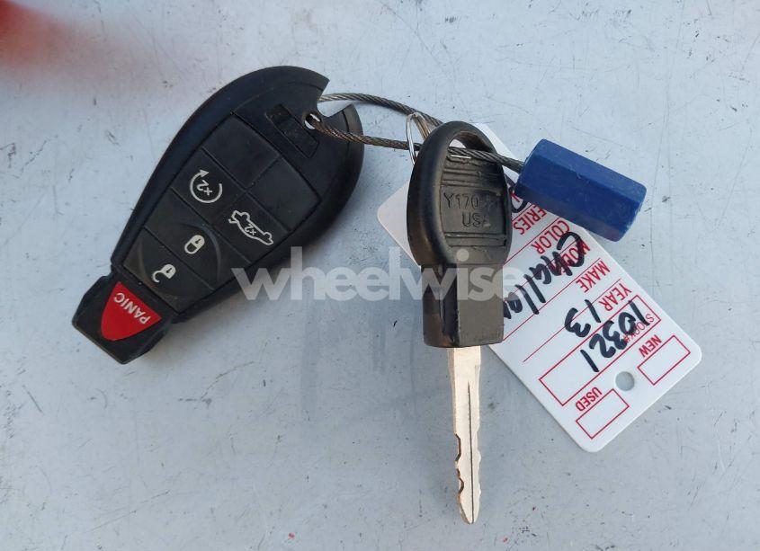 Photo 11 of 2013 Dodge Challenger SRT8 (VIN 2C3CDYCJ4DH528280)