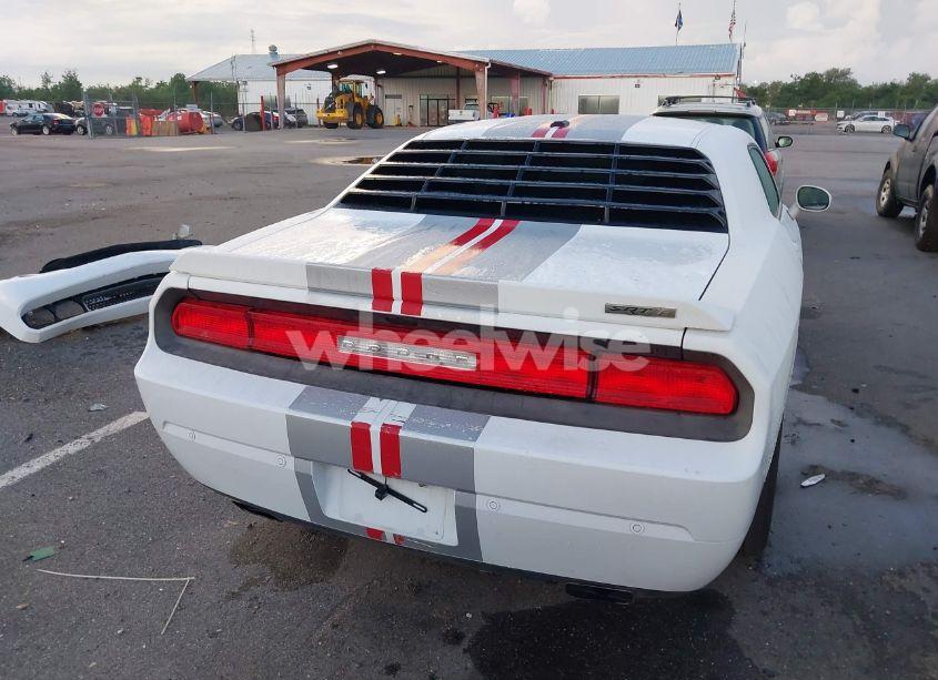 Photo 17 of 2013 Dodge Challenger SRT8 (VIN 2C3CDYCJ4DH528280)