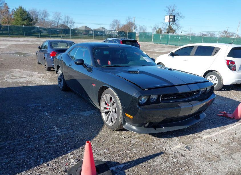 2014 Dodge Challenger SRT8 (VIN 2C3CDYCJ7EH165412) main photo