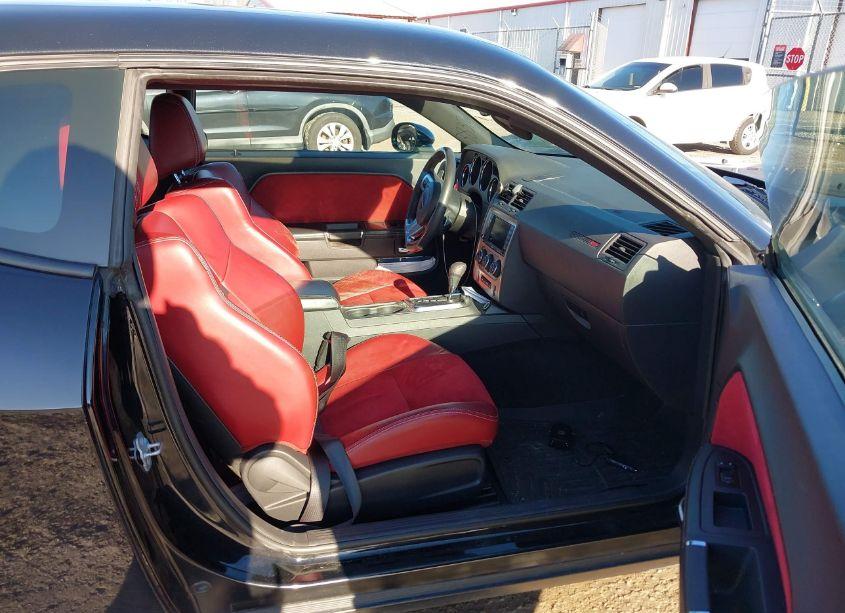 Photo 5 of 2014 Dodge Challenger SRT8 (VIN 2C3CDYCJ7EH165412)