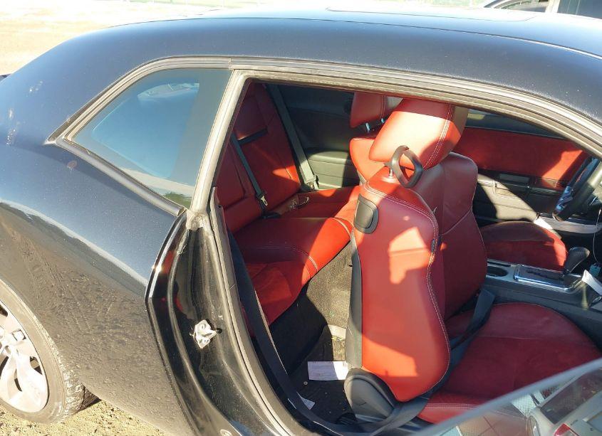 Photo 8 of 2014 Dodge Challenger SRT8 (VIN 2C3CDYCJ7EH165412)
