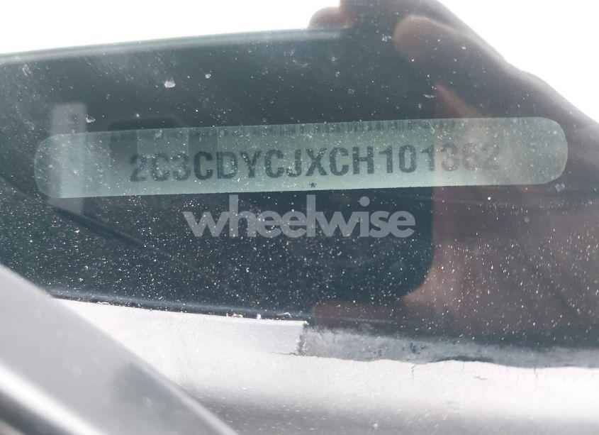 Photo 9 of 2012 Dodge Challenger SRT8 392 (VIN 2C3CDYCJXCH101362)