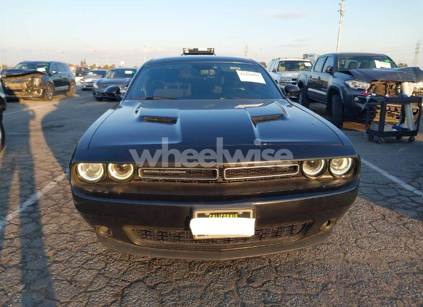 Photo 12 of 2015 Dodge Challenger SXT (VIN 2C3CDZAG0FH733370)