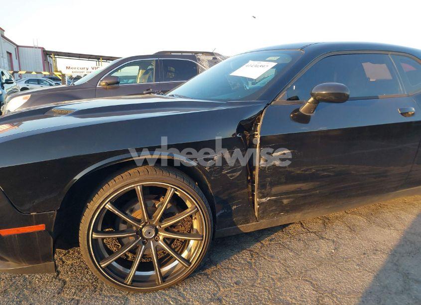 Photo 6 of 2015 Dodge Challenger SXT (VIN 2C3CDZAG0FH733370)