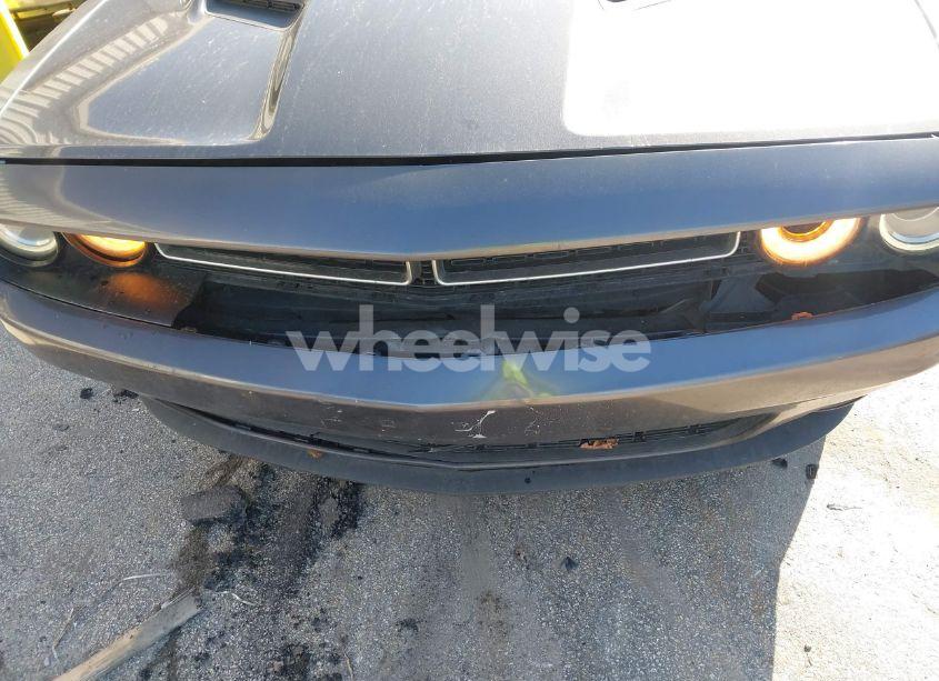 Photo 6 of 2015 Dodge Challenger SXT (VIN 2C3CDZAG0FH773786)