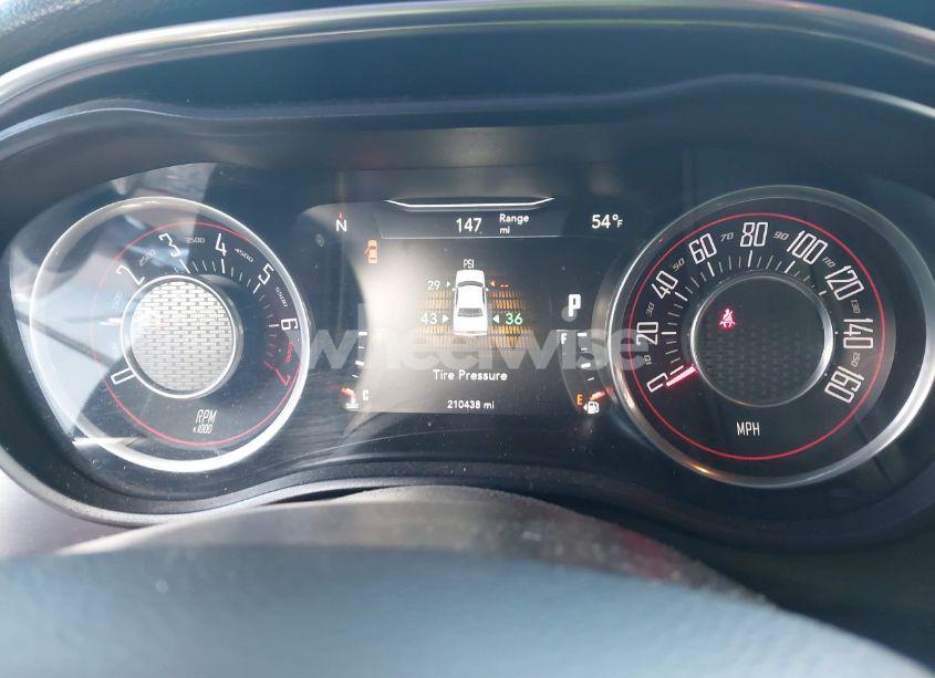 Photo 7 of 2015 Dodge Challenger SXT (VIN 2C3CDZAG0FH773786)