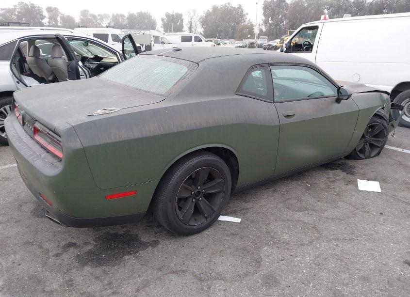 Photo 4 of 2015 Dodge Challenger SXT (VIN 2C3CDZAG0FH816409)