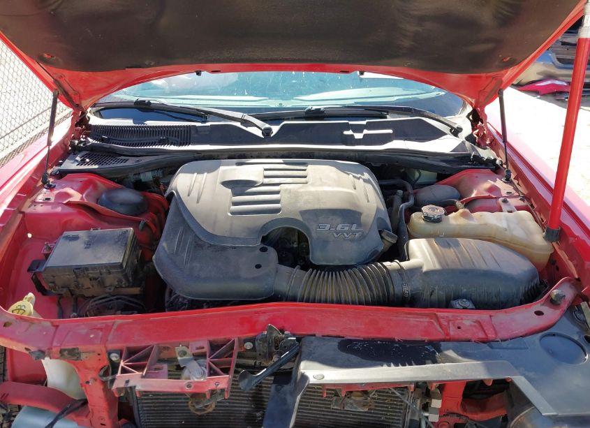 Photo 10 of 2016 Dodge Challenger SXT (VIN 2C3CDZAG0GH168782)