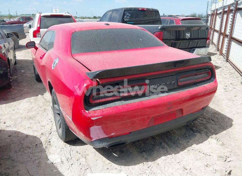 Photo 3 of 2016 Dodge Challenger SXT (VIN 2C3CDZAG0GH184352)