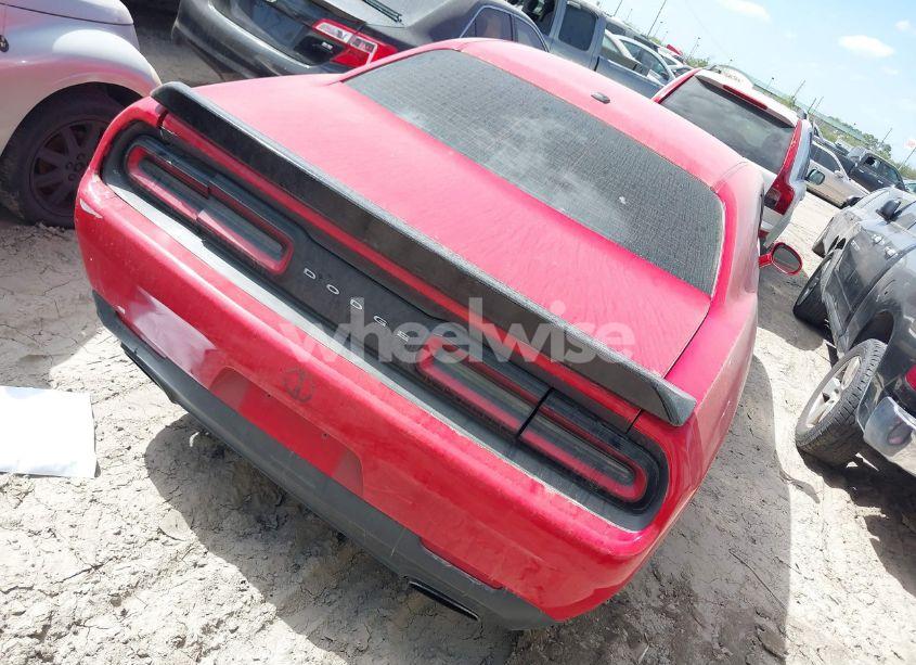 Photo 4 of 2016 Dodge Challenger SXT (VIN 2C3CDZAG0GH184352)