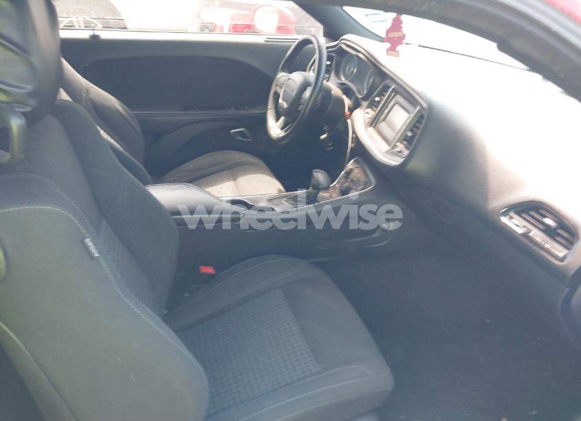 Photo 5 of 2016 Dodge Challenger SXT (VIN 2C3CDZAG0GH184352)