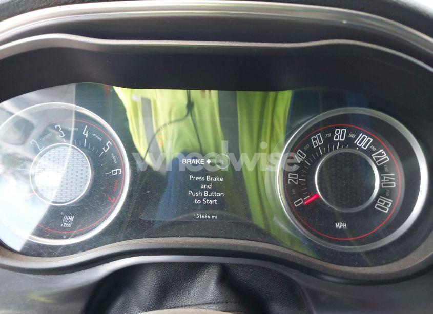 Photo 7 of 2016 Dodge Challenger SXT (VIN 2C3CDZAG0GH184352)