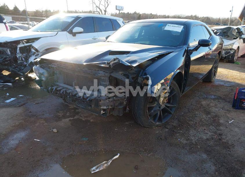 Photo 2 of 2016 Dodge Challenger SXT (VIN 2C3CDZAG0GH218189)