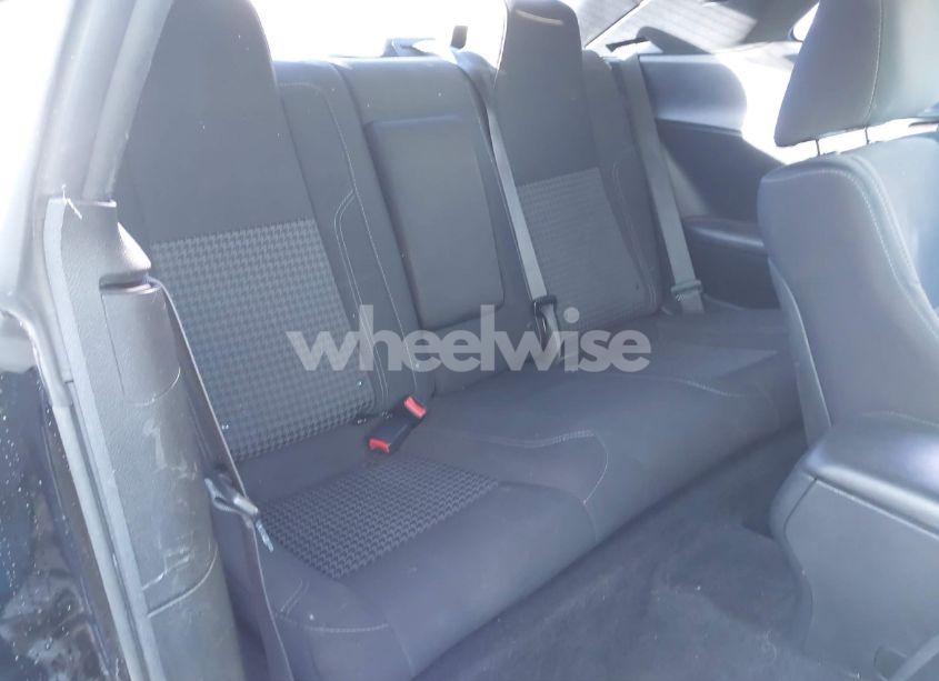 Photo 8 of 2016 Dodge Challenger SXT (VIN 2C3CDZAG0GH218189)