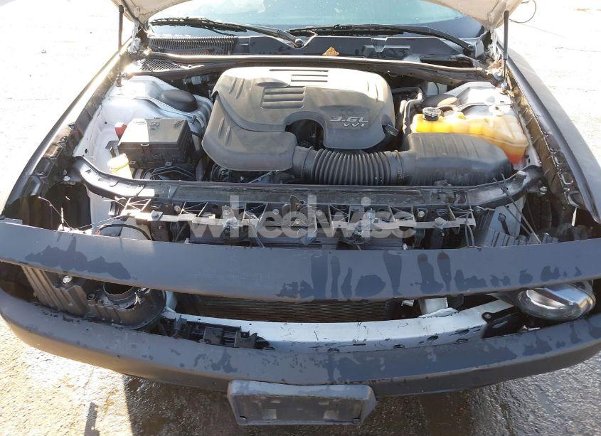 Photo 10 of 2016 Dodge Challenger SXT (VIN 2C3CDZAG0GH236529)