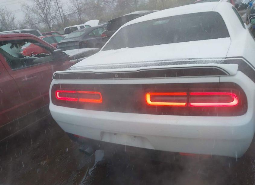 Photo 16 of 2016 Dodge Challenger SXT (VIN 2C3CDZAG0GH289408)