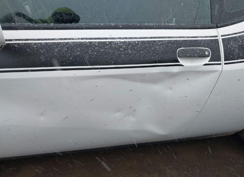 Photo 18 of 2016 Dodge Challenger SXT (VIN 2C3CDZAG0GH289408)