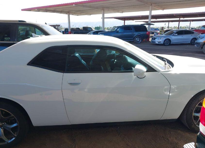 Photo 13 of 2016 Dodge Challenger SXT PLUS (VIN 2C3CDZAG0GH329549)