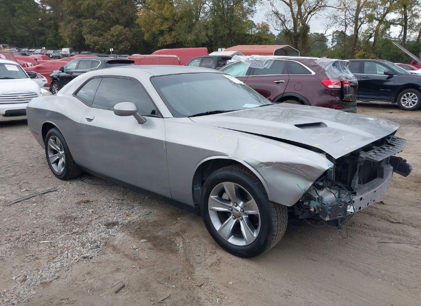 2017 Dodge Challenger SXT (VIN 2C3CDZAG0HH550232) main photo