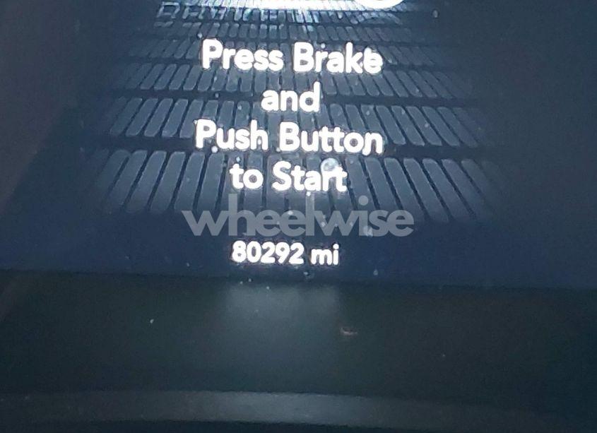 Photo 15 of 2019 Dodge Challenger SXT (VIN 2C3CDZAG0KH743939)