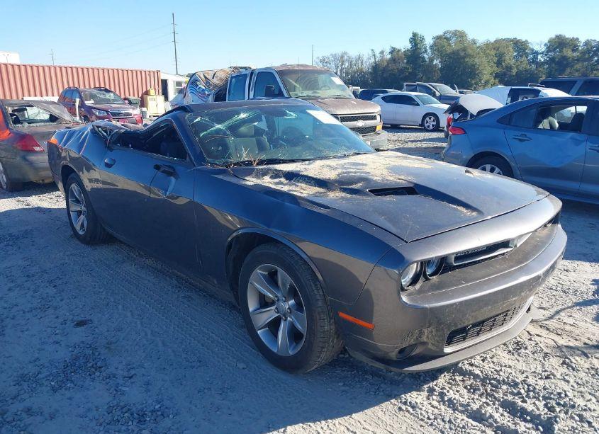 2019 Dodge Challenger SXT (VIN 2C3CDZAG0KH746582) main photo