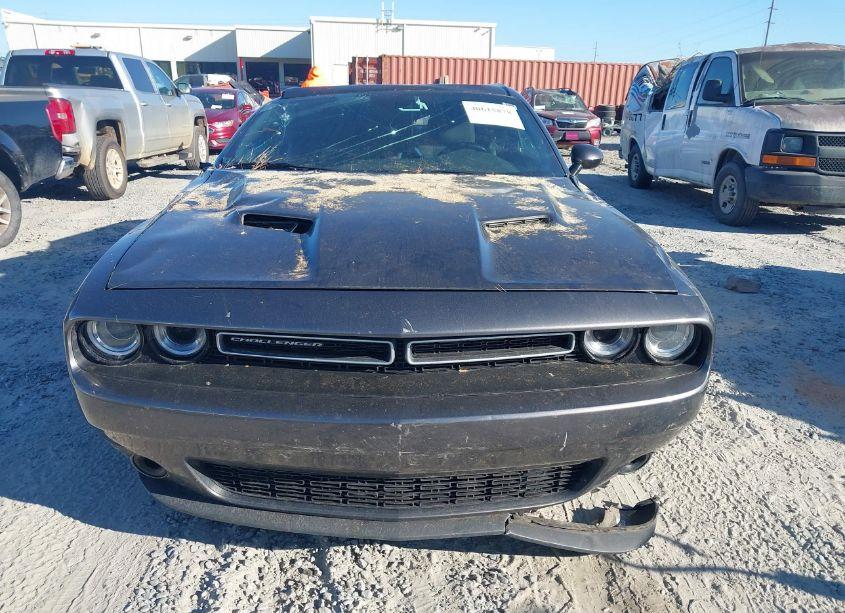 Photo 12 of 2019 Dodge Challenger SXT (VIN 2C3CDZAG0KH746582)