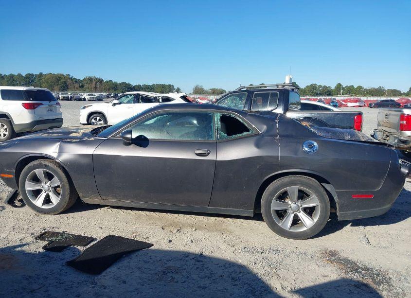 Photo 14 of 2019 Dodge Challenger SXT (VIN 2C3CDZAG0KH746582)