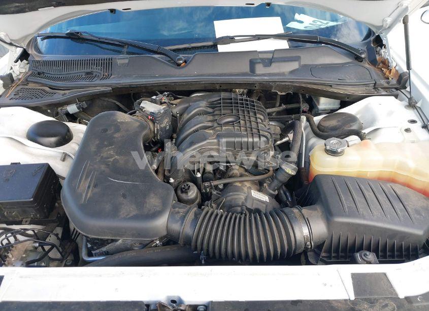 Photo 10 of 2021 Dodge Challenger SXT (VIN 2C3CDZAG0MH568322)