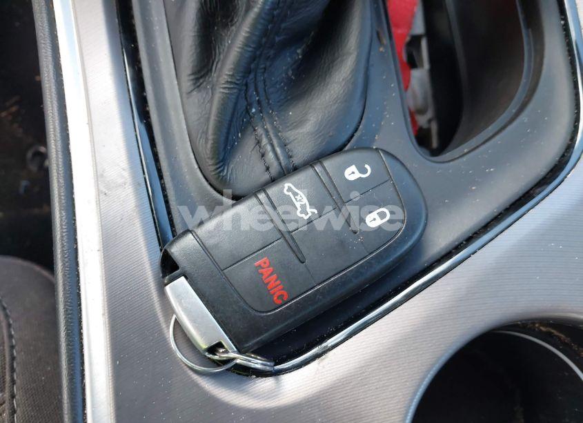 Photo 11 of 2021 Dodge Challenger SXT (VIN 2C3CDZAG0MH568322)