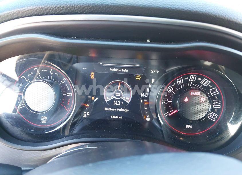 Photo 7 of 2021 Dodge Challenger SXT (VIN 2C3CDZAG0MH573732)