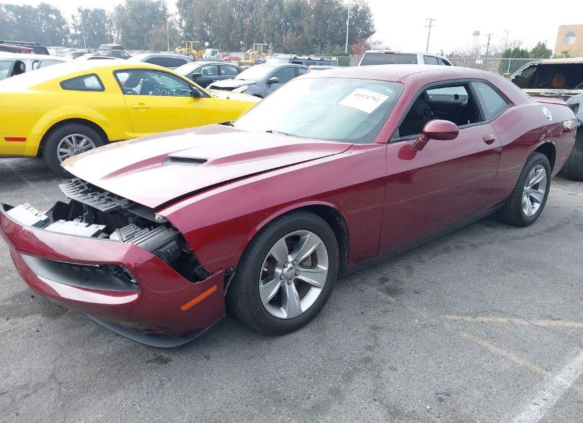 Photo 2 of 2022 Dodge Challenger SXT (VIN 2C3CDZAG0NH105713)