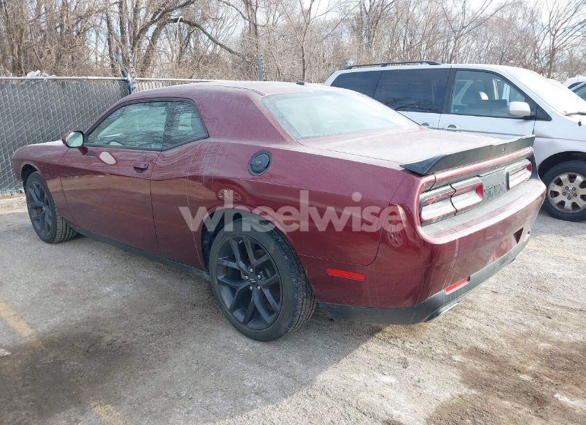 Photo 3 of 2022 Dodge Challenger SXT (VIN 2C3CDZAG0NH238455)
