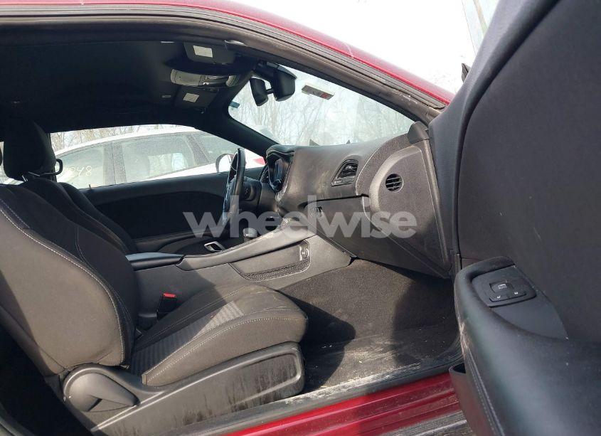 Photo 5 of 2022 Dodge Challenger SXT (VIN 2C3CDZAG0NH238455)