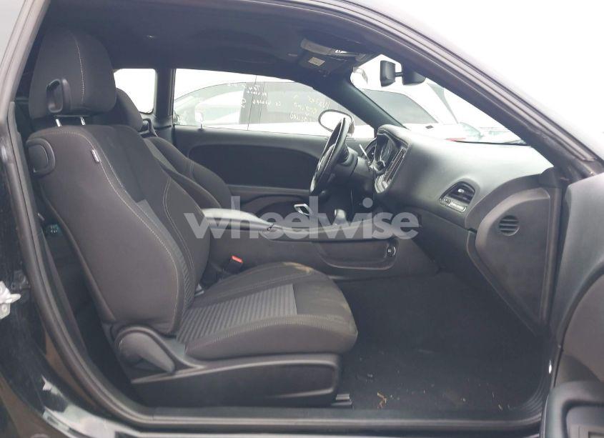 Photo 5 of 2023 Dodge Challenger SXT (VIN 2C3CDZAG0PH586467)