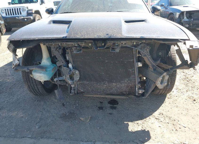 Photo 6 of 2015 Dodge Challenger SXT (VIN 2C3CDZAG1FH767687)