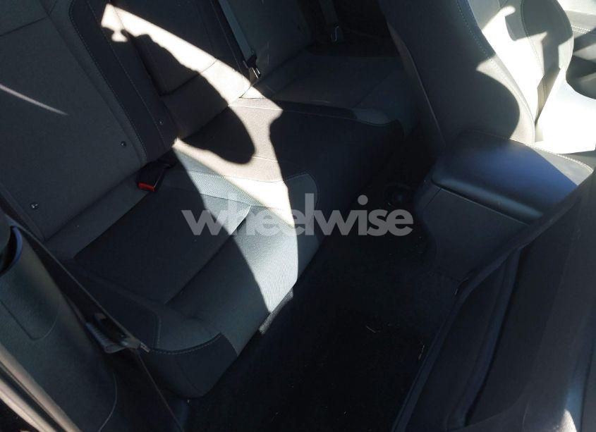 Photo 8 of 2015 Dodge Challenger SXT (VIN 2C3CDZAG1FH911268)