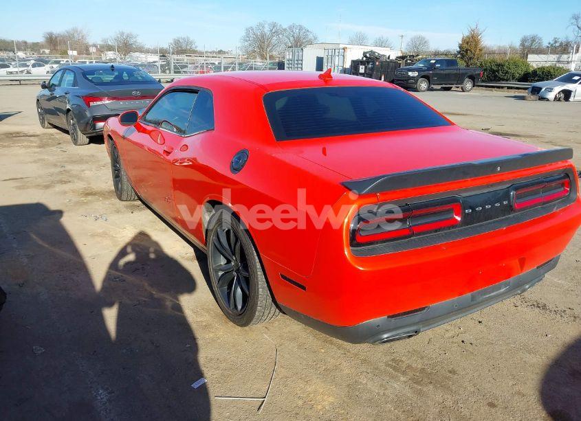 Photo 3 of 2016 Dodge Challenger SXT PLUS (VIN 2C3CDZAG1GH337370)