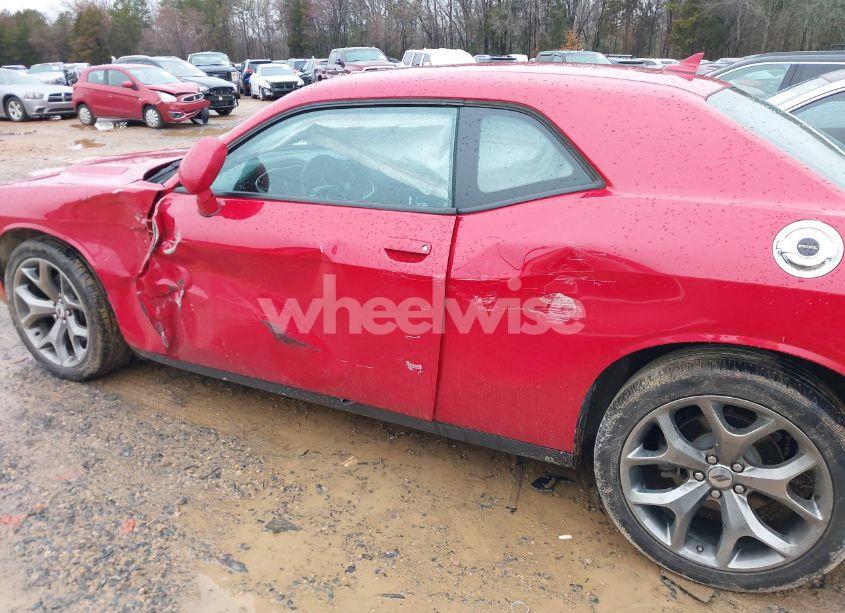 Photo 14 of 2017 Dodge Challenger SXT PLUS (VIN 2C3CDZAG1HH536243)