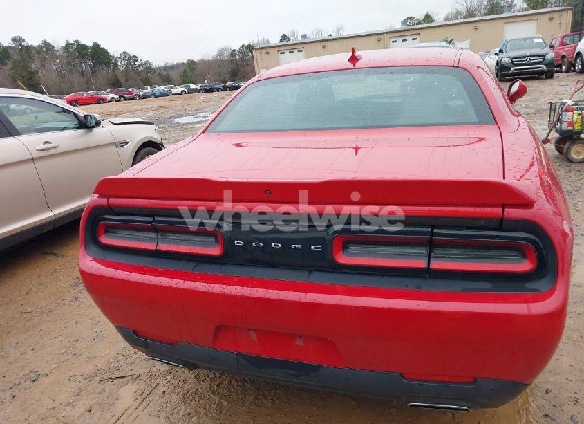 Photo 16 of 2017 Dodge Challenger SXT PLUS (VIN 2C3CDZAG1HH536243)