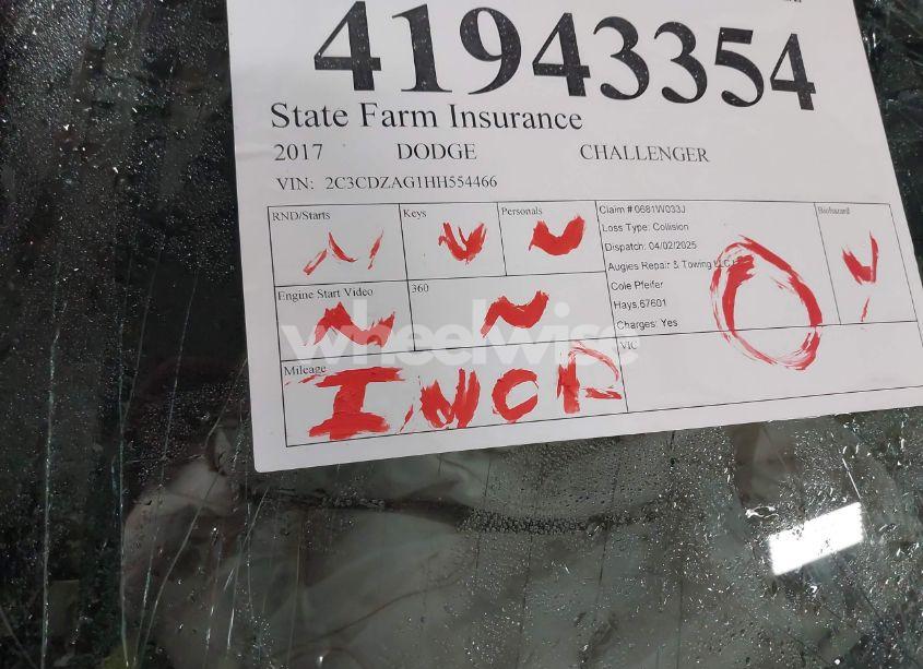 Photo 7 of 2017 Dodge Challenger SXT (VIN 2C3CDZAG1HH554466)