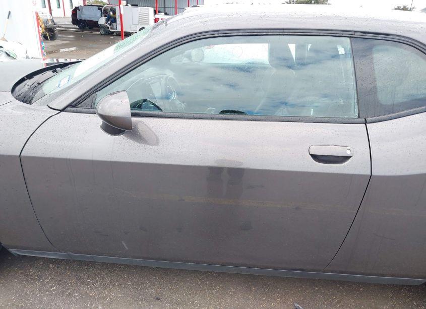 Photo 15 of 2017 Dodge Challenger SXT PLUS (VIN 2C3CDZAG1HH633863)