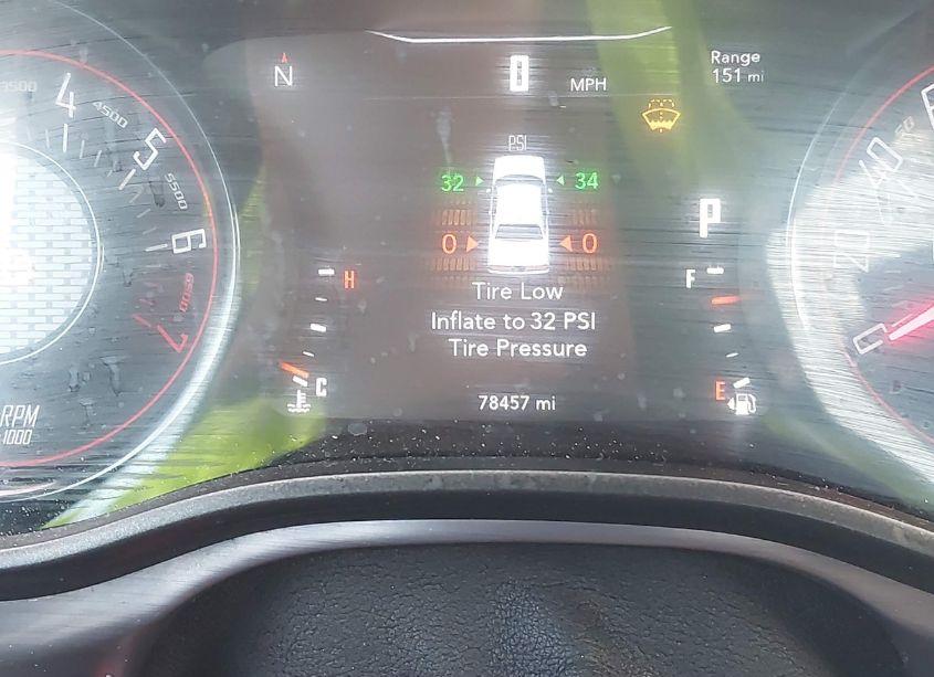 Photo 16 of 2017 Dodge Challenger SXT PLUS (VIN 2C3CDZAG1HH633863)