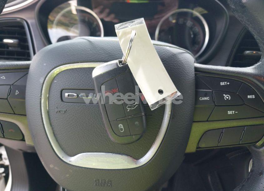 Photo 11 of 2017 Dodge Challenger SXT (VIN 2C3CDZAG1HH640649)